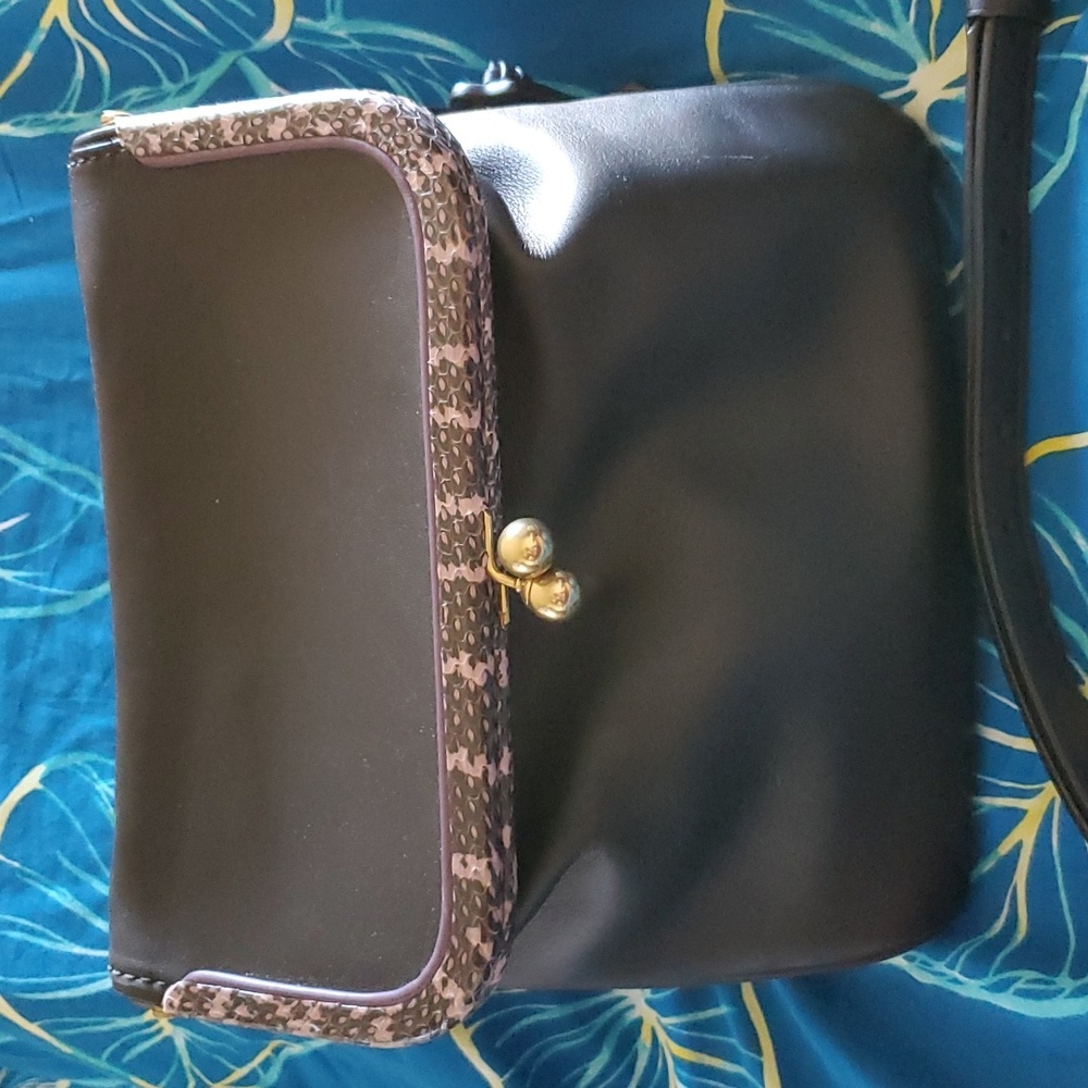 Coach Rider 24